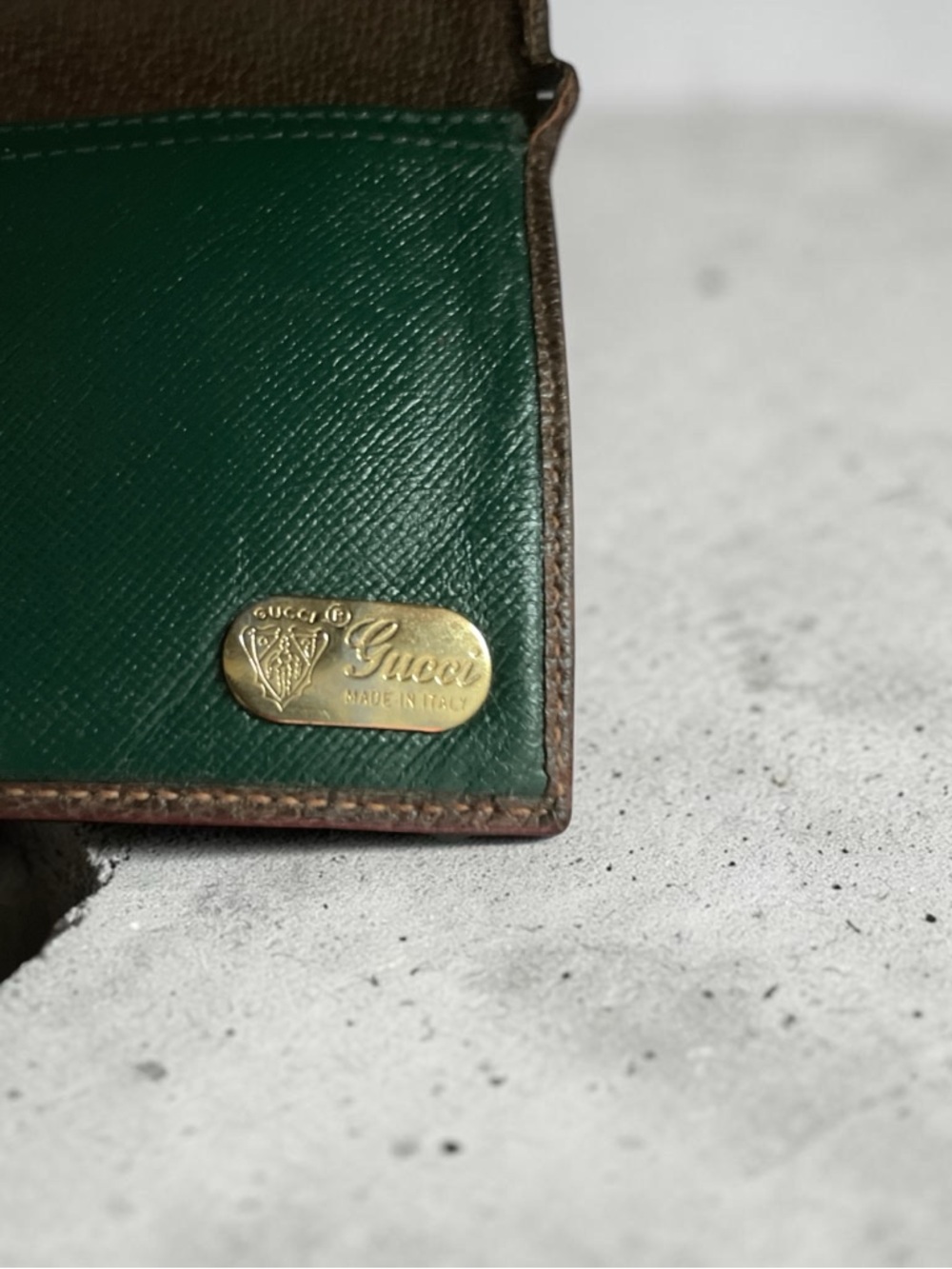 Vintage Gucci GG Supreme Sherry Line Long Wallet - Green Leather Interior - Picture 7 of 9